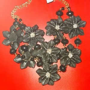 Bebe BLACK ROSES NECKLACE